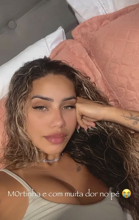 Muito Linda actrice nue photos