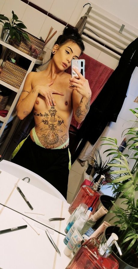 luu nighthawk modelo atractivo recopilación