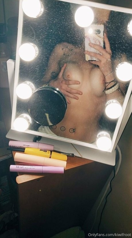 Kiwifroot haut modèle photo