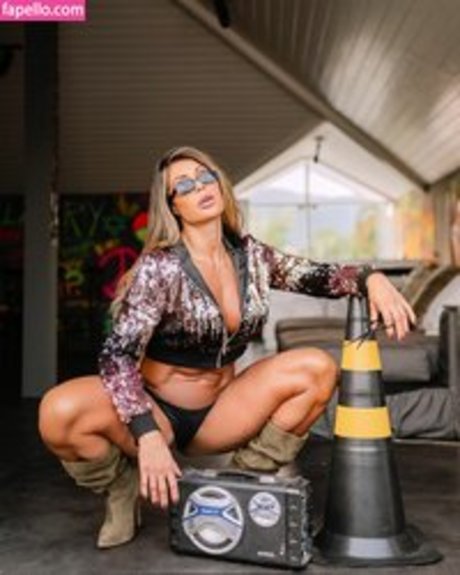 Gracyanne Barbosa haut de star du porno collection