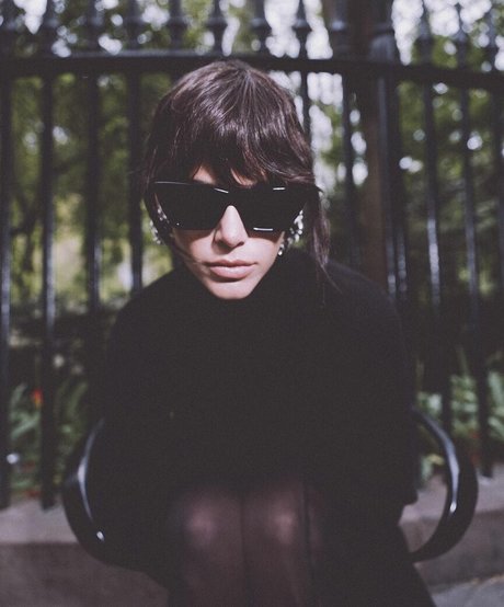 Bruna Marquezine estrella porno erótica fotos