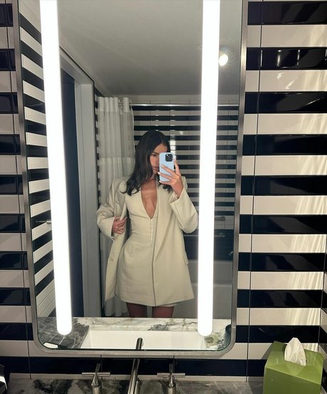 Bruna Marquezine Image de profil