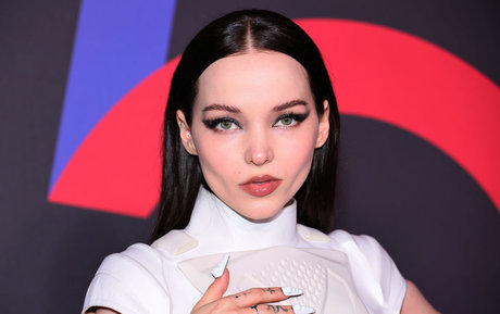 Dove Cameron jolie star du porno img