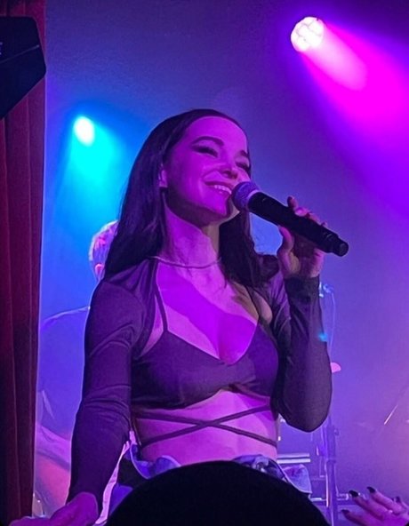 Onlyfans sin censura caliente exclusivo foto