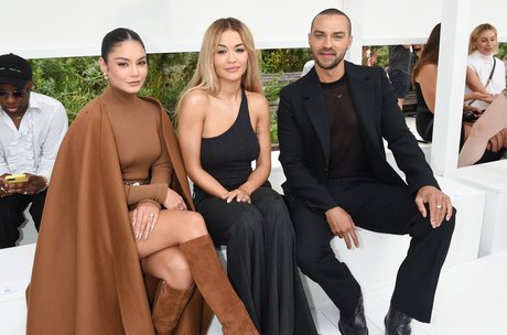 Rita Ora belle étoile photo