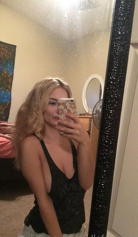 fullofsinning nudes actress pics