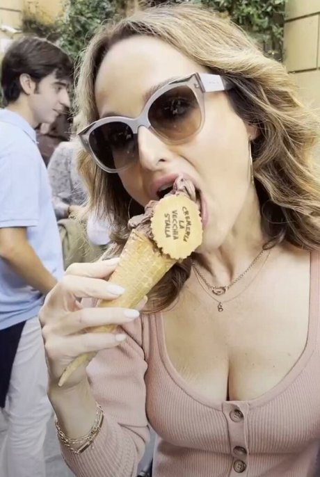 Giada De Laurentiis star nude galleries