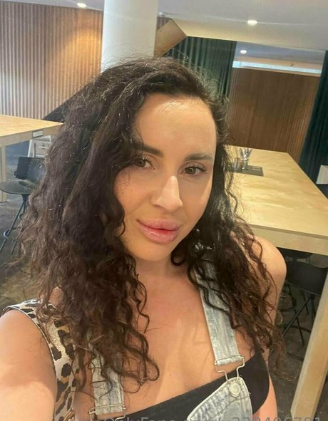 juliana insanely h0rny buena estrella porno imágenes