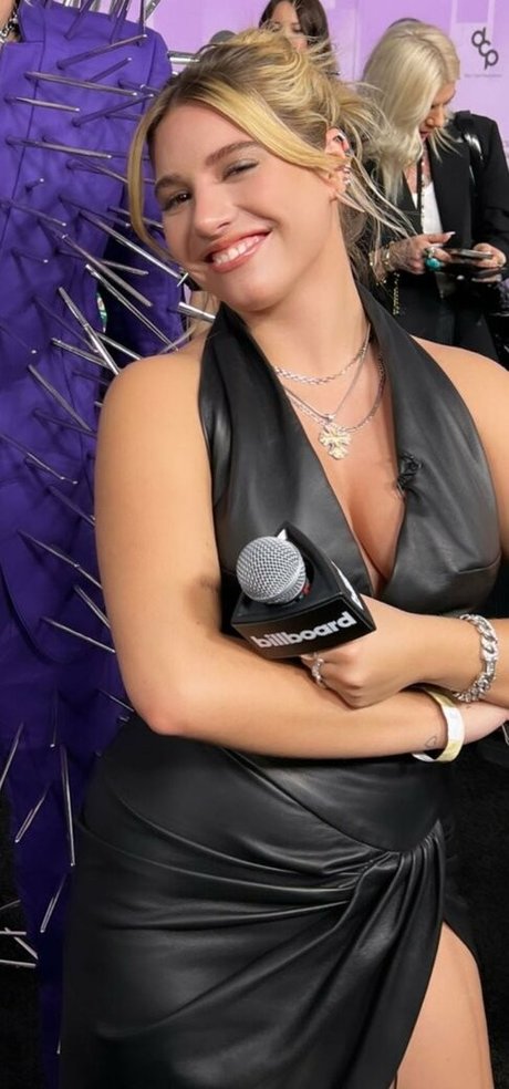 Mackenzie Ziegler modèle parfait image