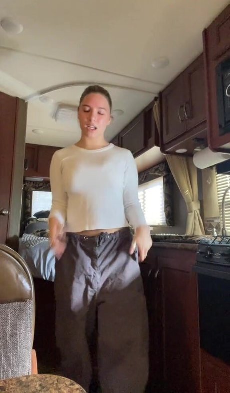 Mackenzie Ziegler best star picture