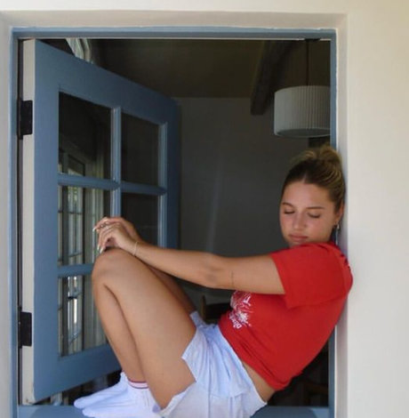Mackenzie Ziegler porn actress images
