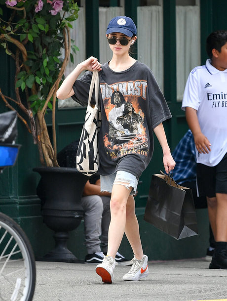 Natalia Dyer étoile sympa img