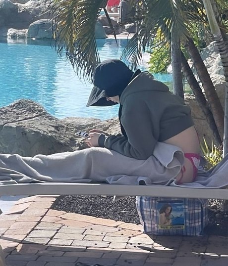 Zara Larsson haut étoile archive