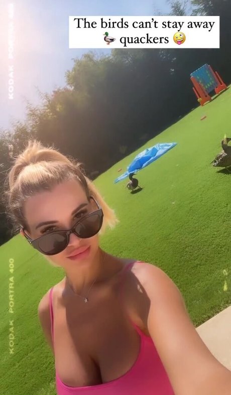 Christine McGuinness modelo agradable imagen