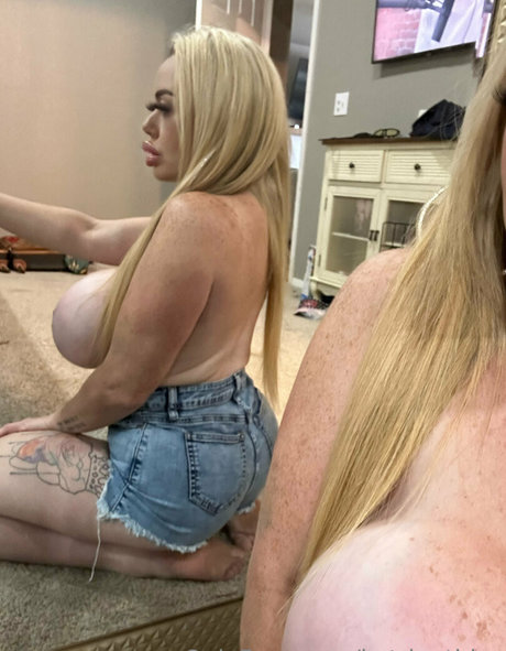 katrinathicc estrella porno de alta calidad fotos