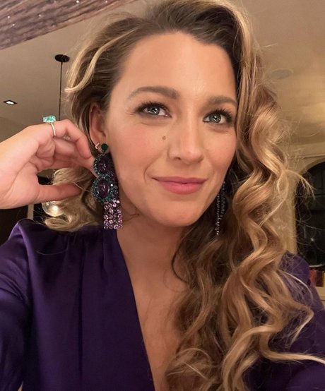 Blake Lively pornstar exclusive picture