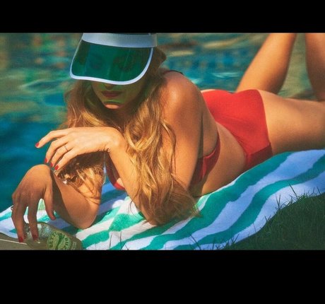 Blake Lively Miniatura