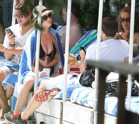 Katy Perry modèle parfait archive