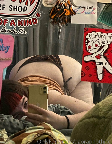 agoraphothicc bonita estrella foto