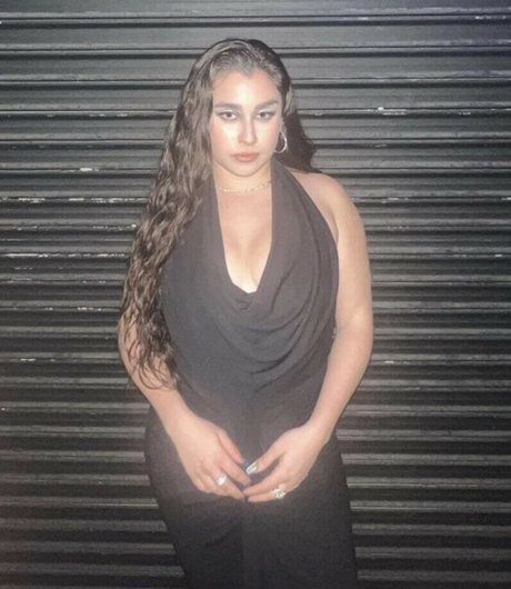 Lauren Jauregui best model galleries
