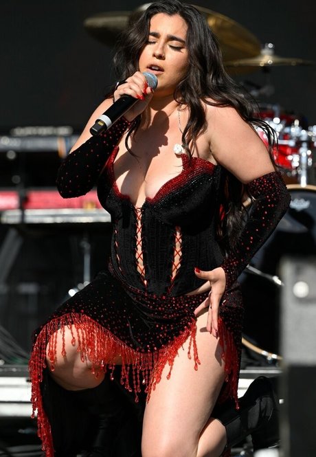 Lauren Jauregui star du porno adulte des photos