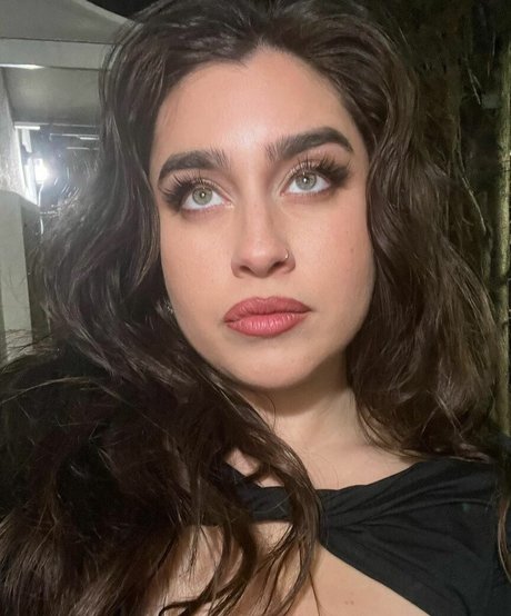 Lauren Jauregui sex pornstar galleries