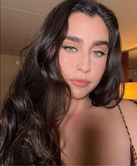 Lauren Jauregui haut étoile image