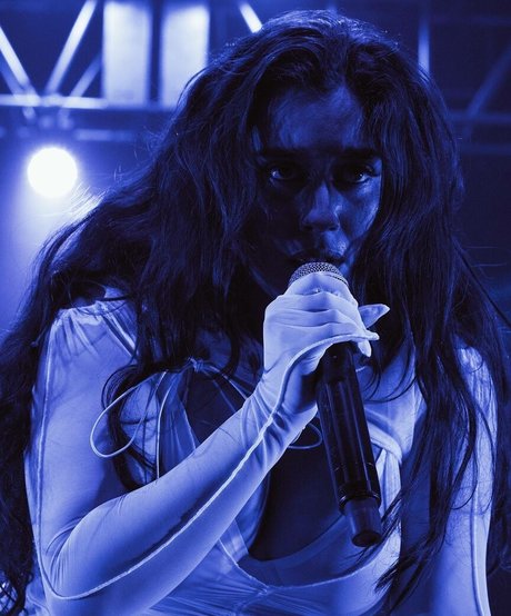 Lauren Jauregui pornstar photos