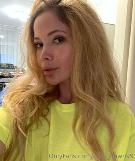 miss dawn99 modelo perfecto foto