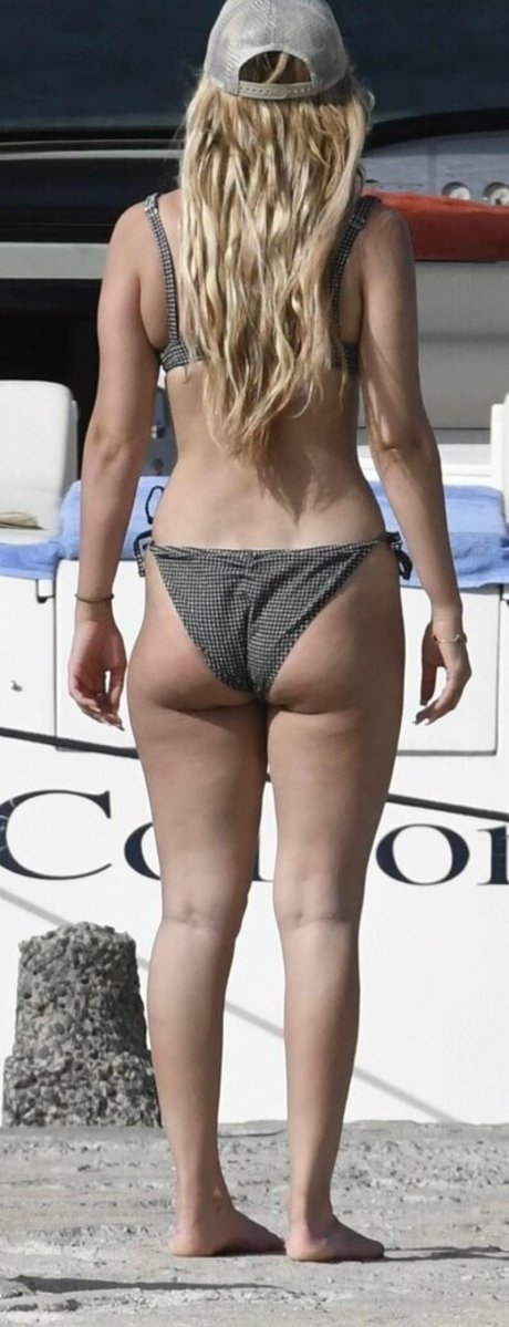 Millie Bobby Brown étoile parfaite archive