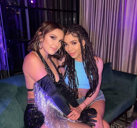 Millie Bobby Brown actriz porno foto