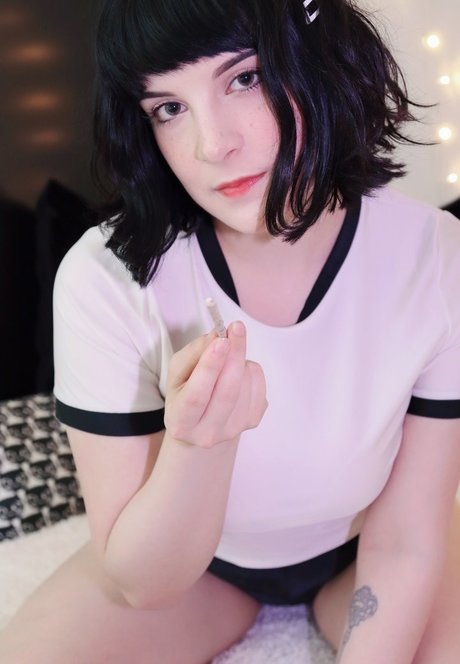 Hiso Neko modèle nu img