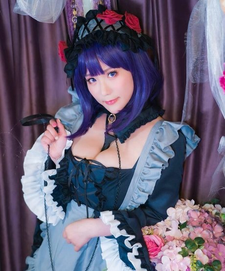 Kaho Shibuya modèle érotique photo