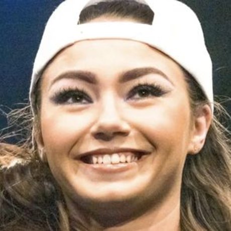 Skye Dolecki estrella porno desnuda galería