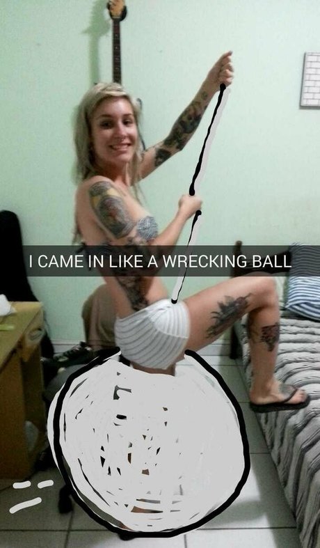 Mariana Ayres étoile chaude photos