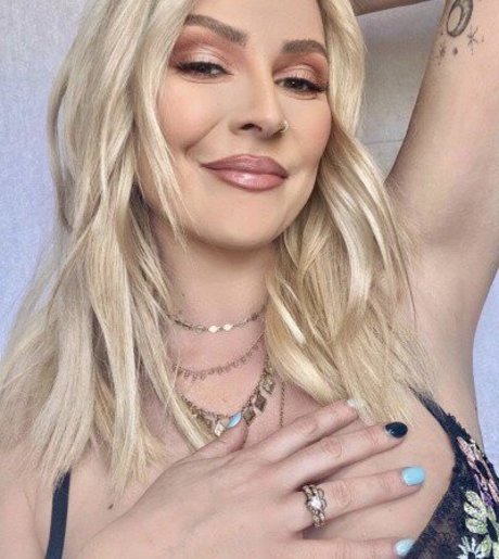 Renee Paquette estrella porno superior imagen