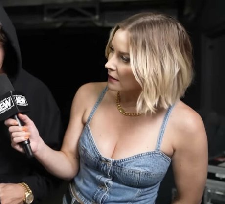 Renee Paquette meilleur modèle archive