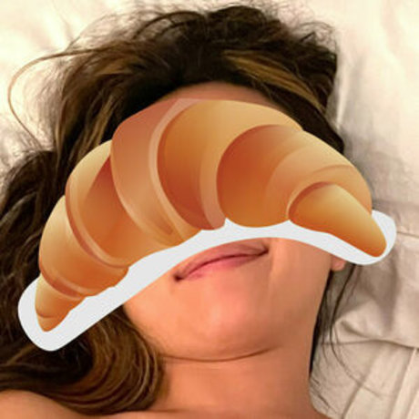 The Bite Sized Bitch modèle chaud archive