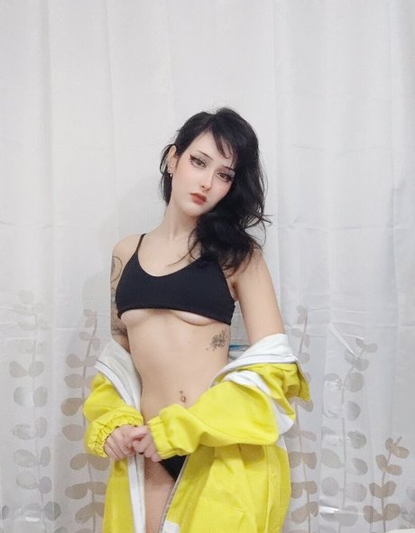 Nyukix modelo sexy galería