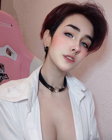 Nyukix beau modèle images