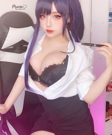 Sayo Momo actriz de alta definición imagen