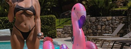 Cleopatra Sinns estrella del arte fotos