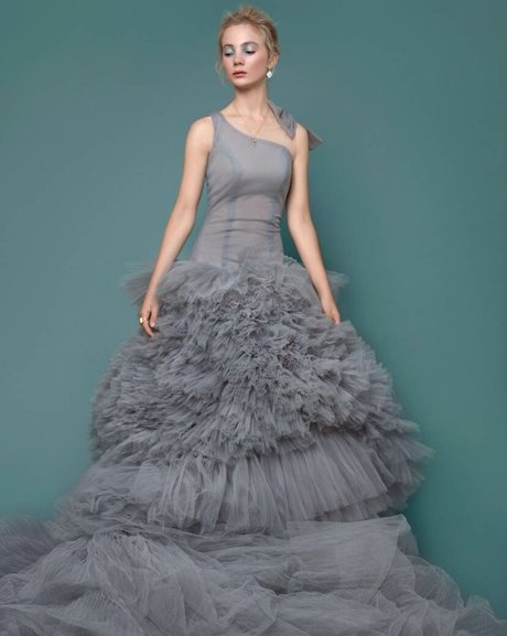 Freya Allan modelo atractivo fotos