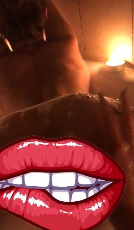 Lyubov Tomskaya buena estrella porno galerías