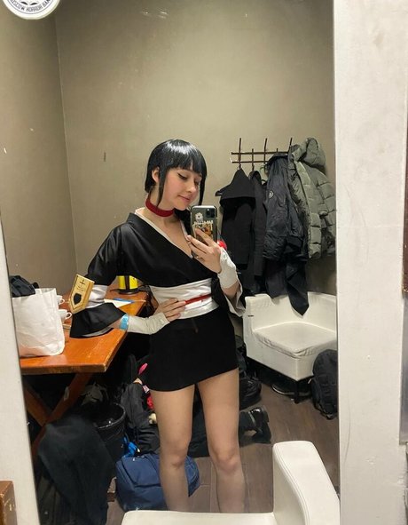 Zefirka natsuki star du porno érotique galerie