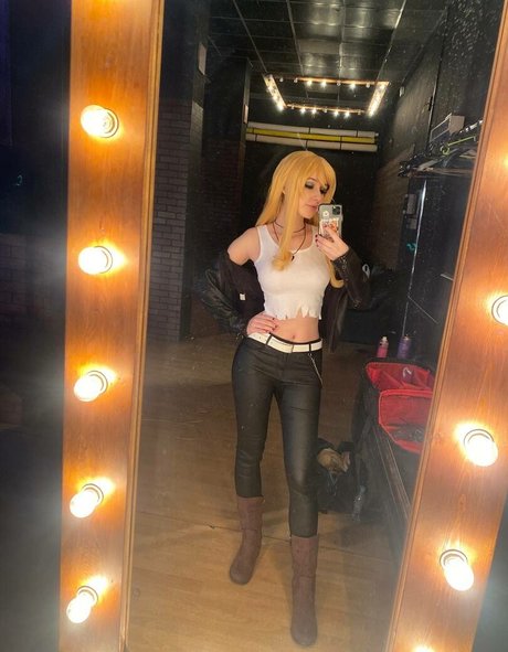 Zefirka natsuki nus de stars du porno img