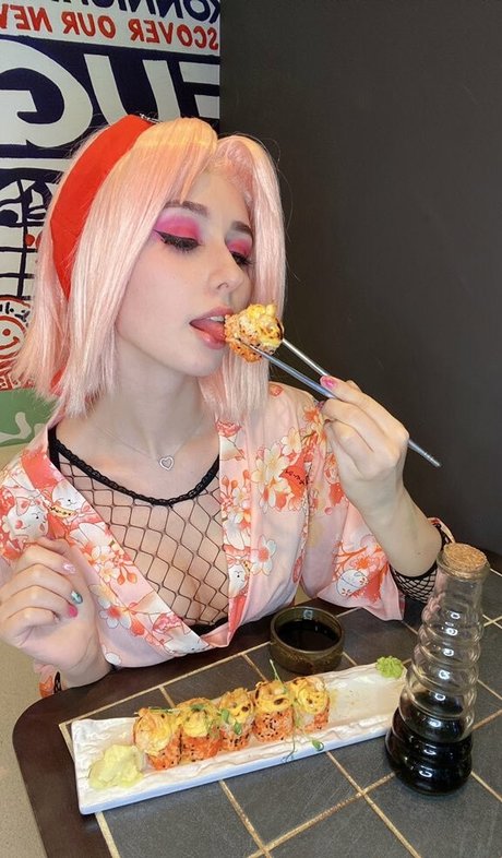 Zefirka natsuki actrice de grande qualité des photos