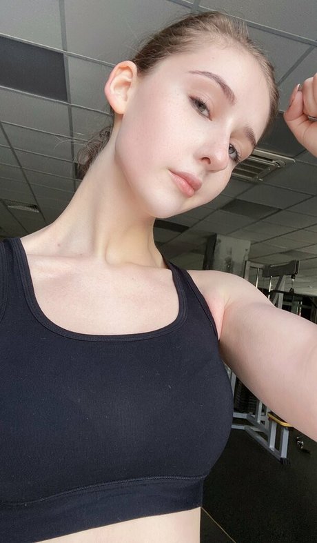 Zefirka natsuki star du porno chaude images