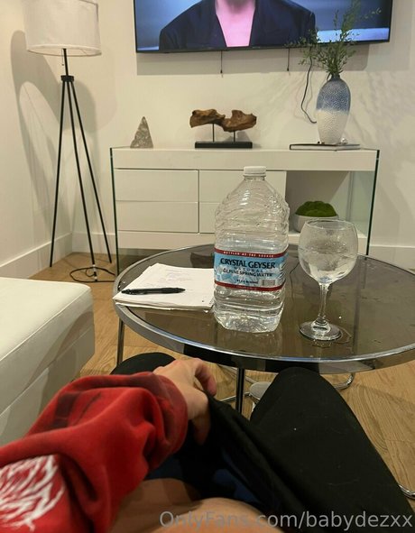 babydezxx arte modelo galerías