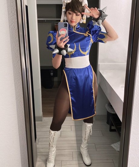 Caytie Cosplay star du porno collection